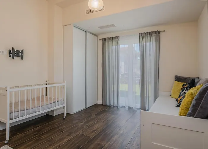 4 Bedroom Gorgeous In Krk Dom wakacyjny