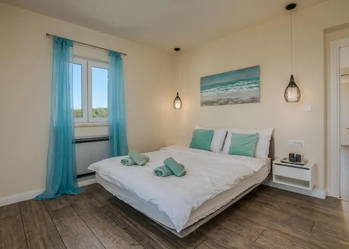 Dom wakacyjny 4 Bedroom Gorgeous In Krk Poljice(Krk)