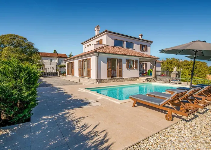 4 Bedroom Gorgeous In Krk Dom wakacyjny