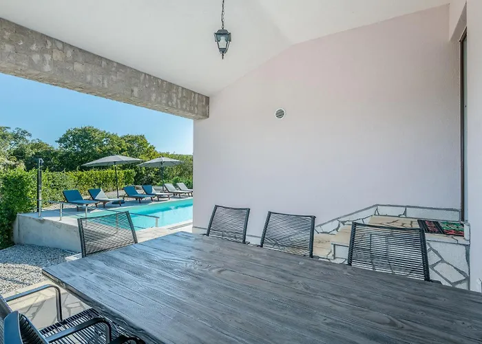 4 Bedroom Gorgeous In Krk * Poljice(Krk)