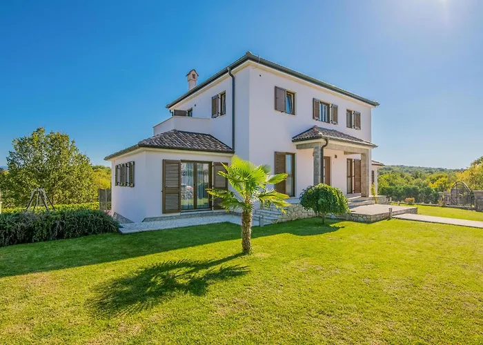 4 Bedroom Gorgeous In Krk Poljice(Krk)